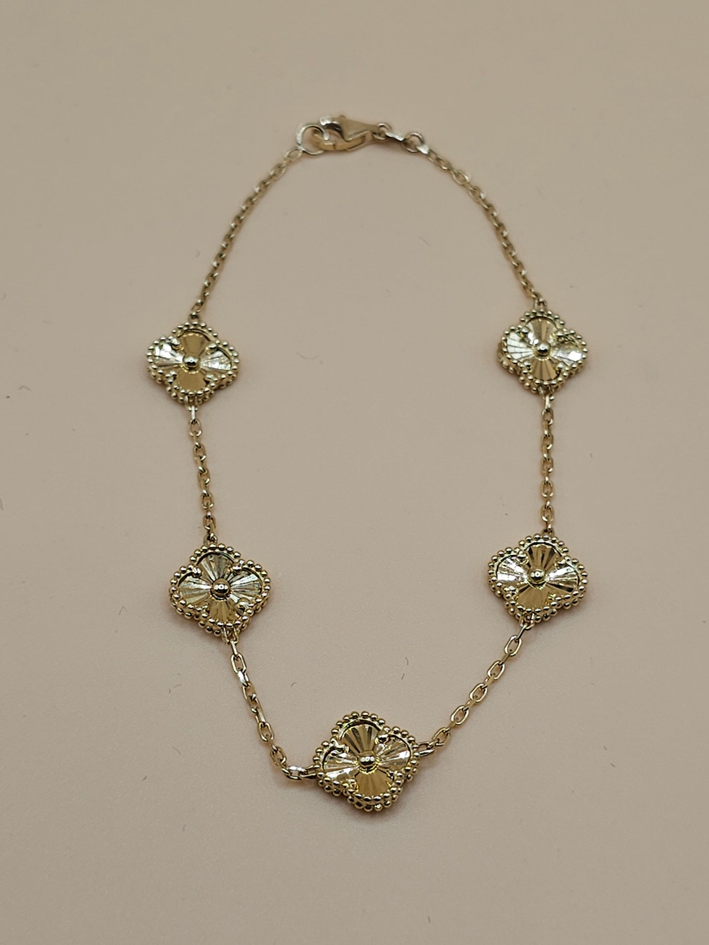 Vc mini flowers bracelet