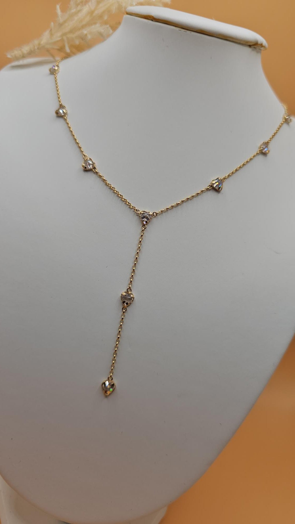 Tie Heart necklace