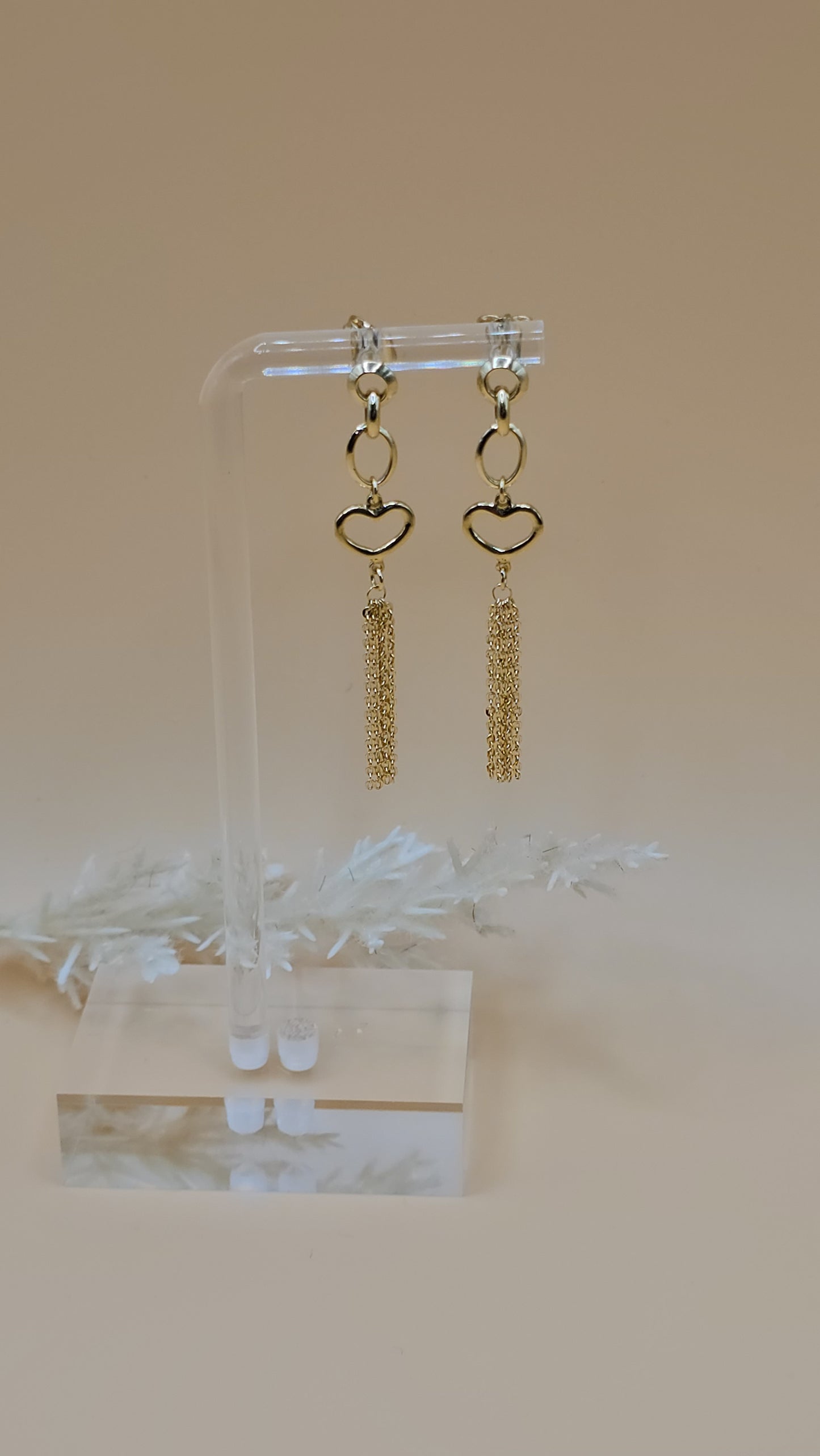 Love string earring