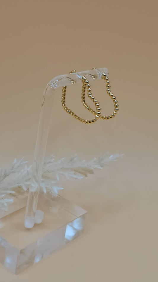 Sphere heart hoop