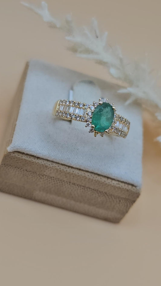 Emerald and  natural diamond ring