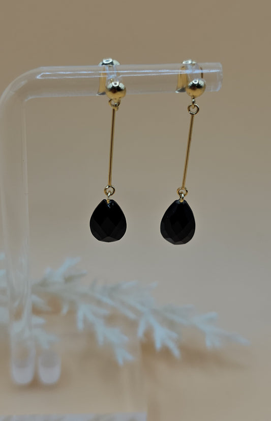 Delicate Black earring