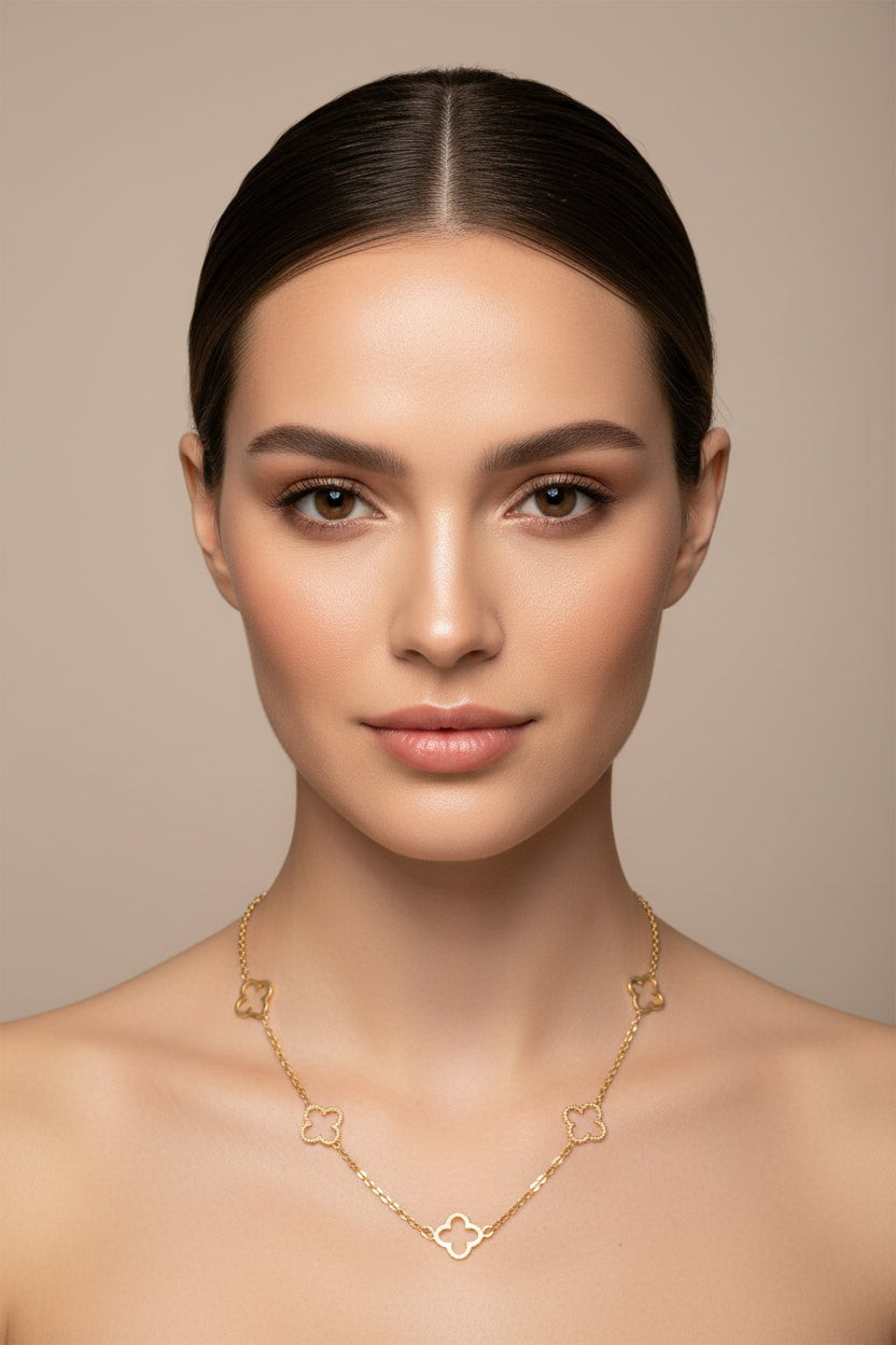 Clover necklace