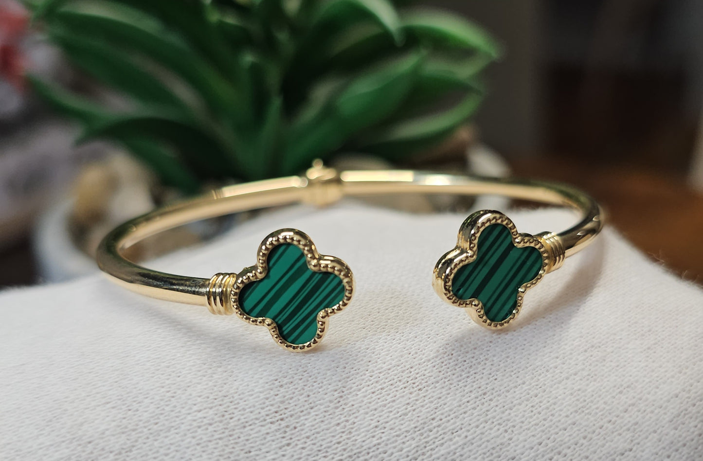 Bracelete inspiração VC na malequita