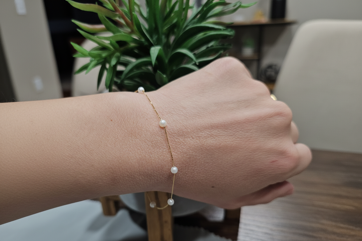 Pulseira delicada perólas