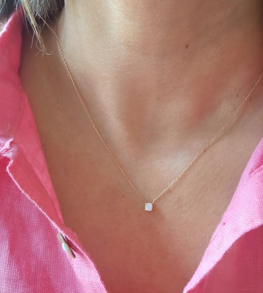 Delicate necklace