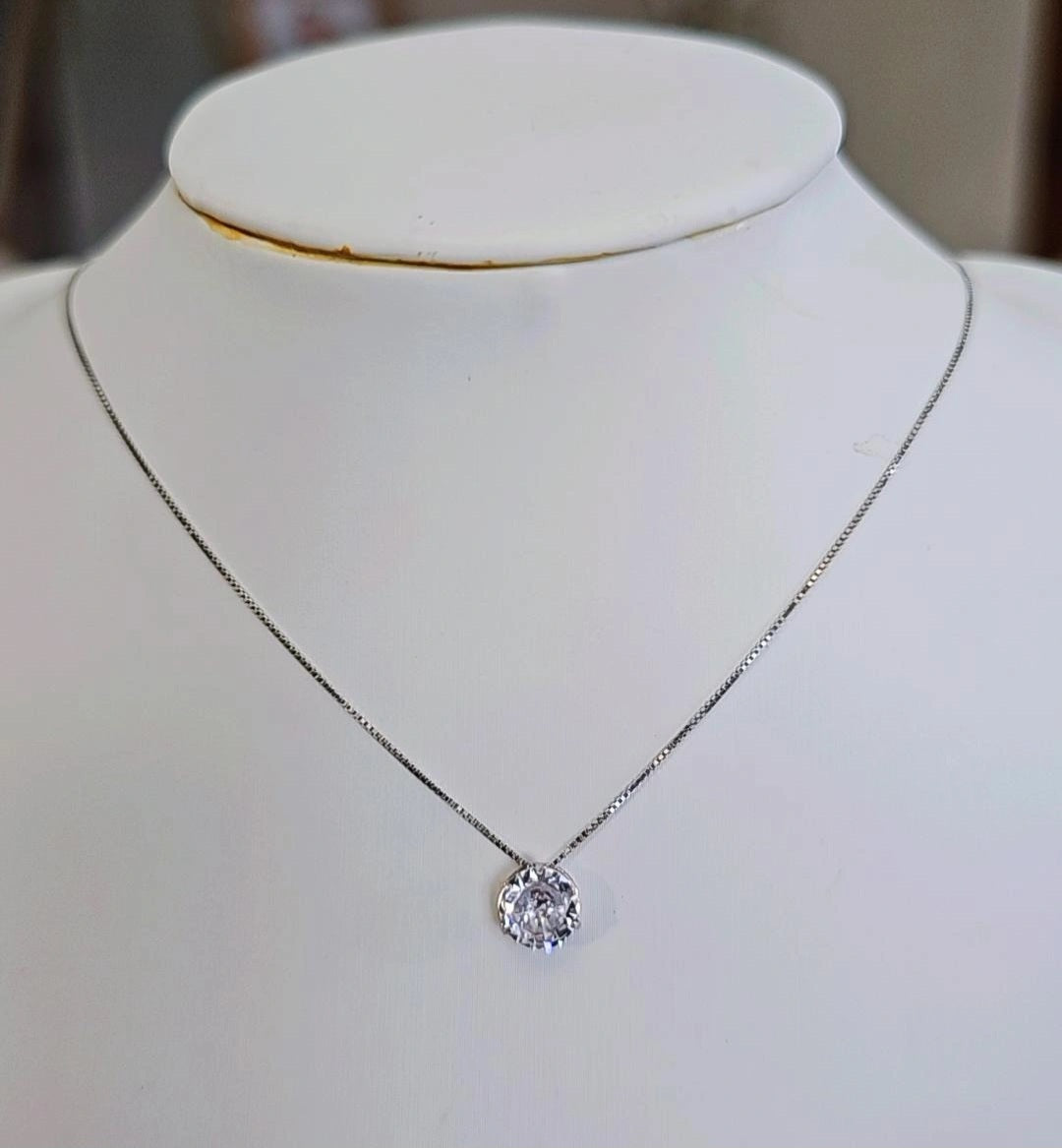 Ponto de luz necklace