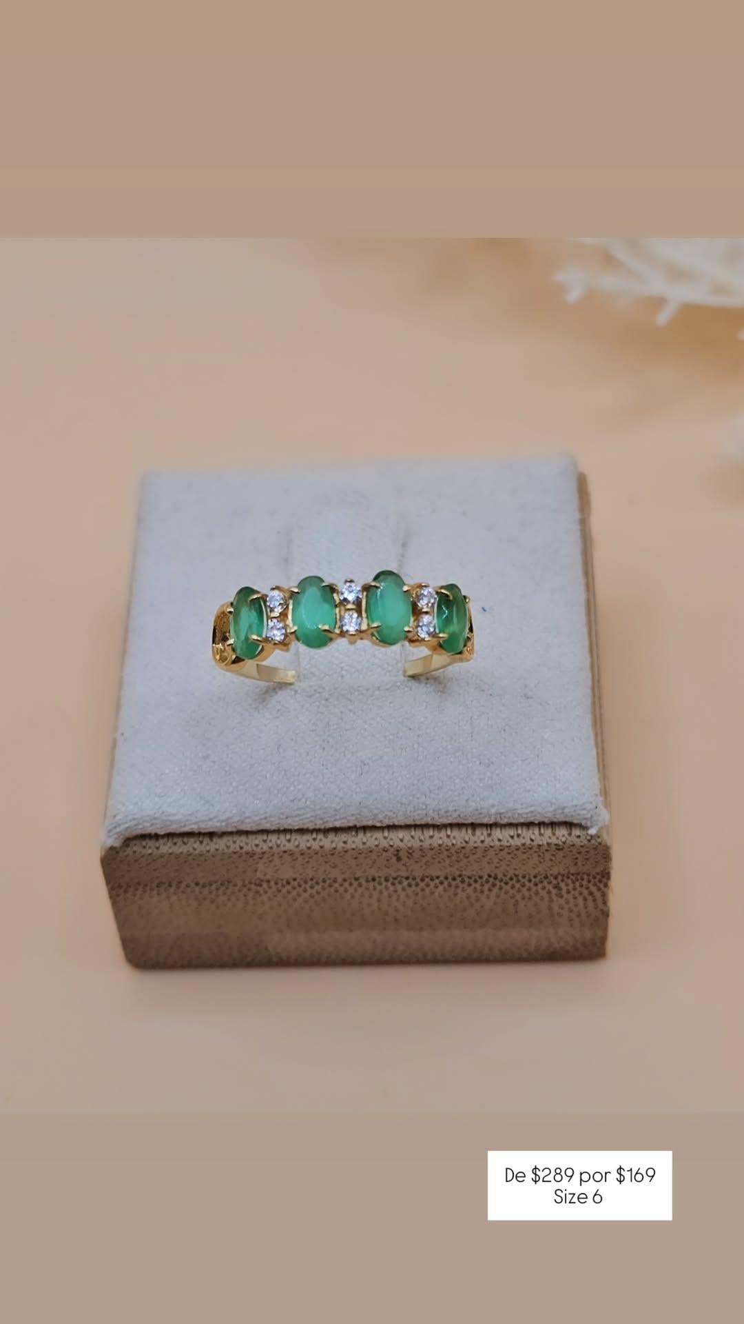 Green zircones ring