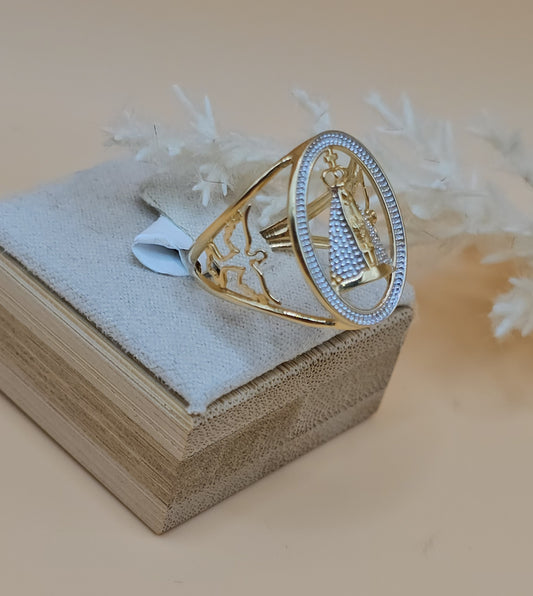 Religious ring