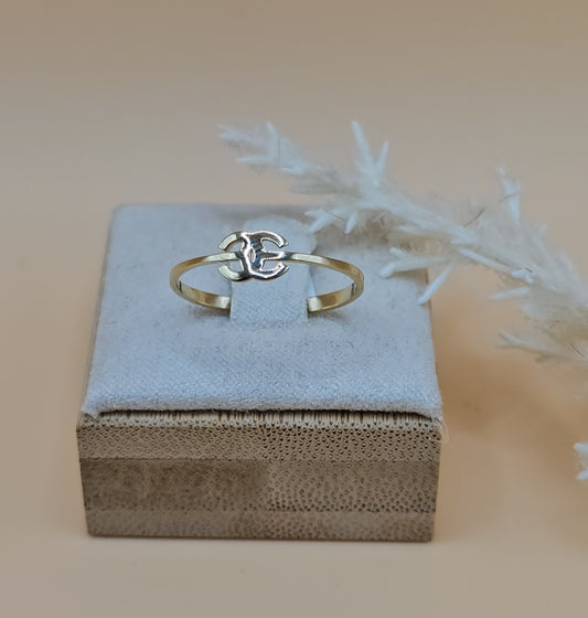 Delicate ring