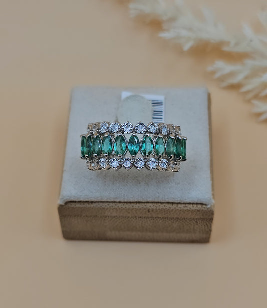 Emerald and diamond ring