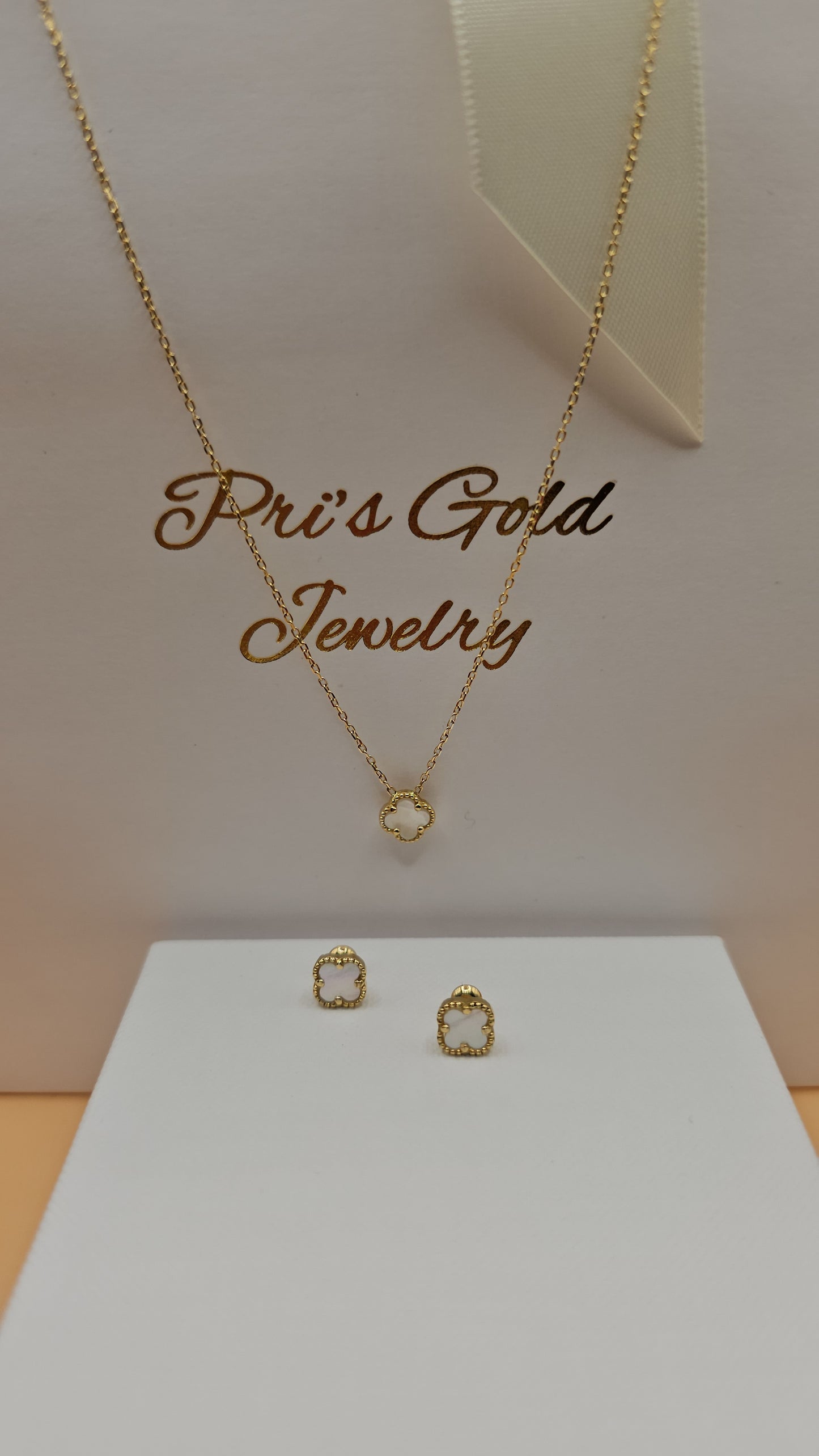 Conjunto Vc mini na madre peróla