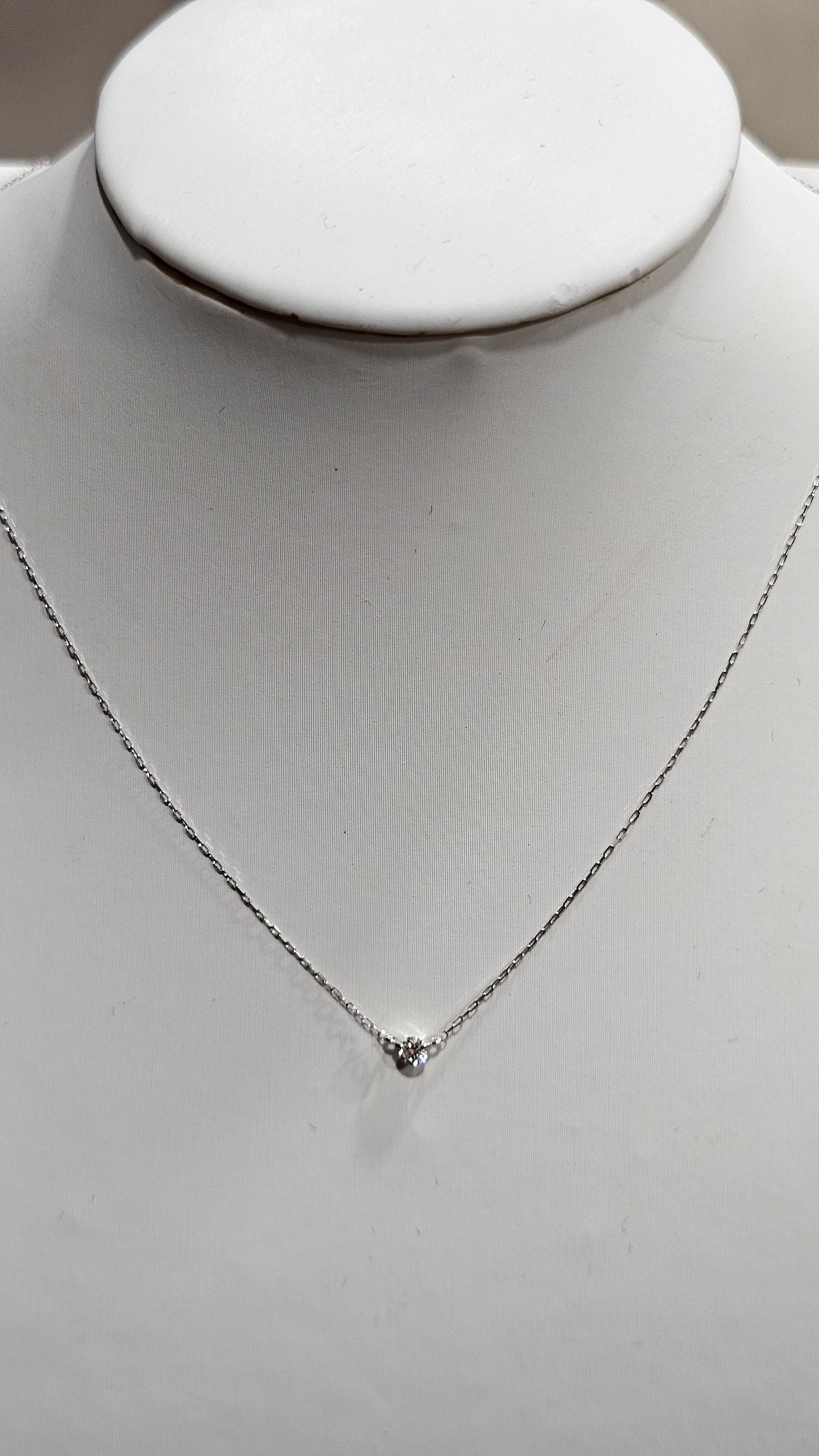 Ponto de luz diamante 0.7ct